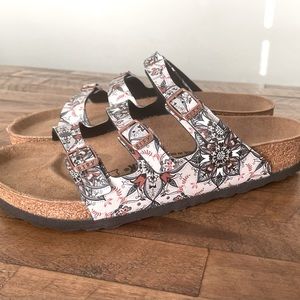 Brand New Birkenstock Florida Fresh Size 38!